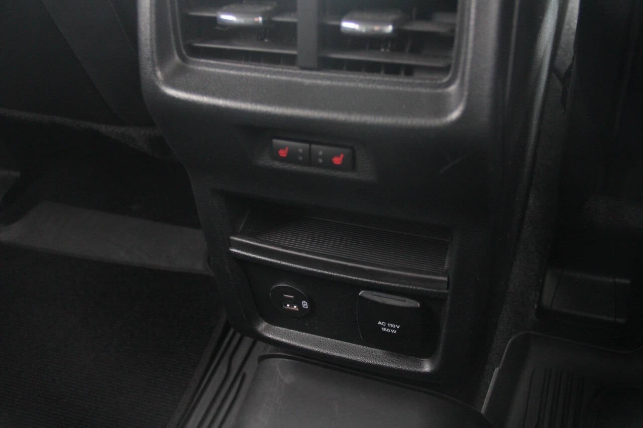 2022 Ford Edge Titanium AWD 4dr Crossover