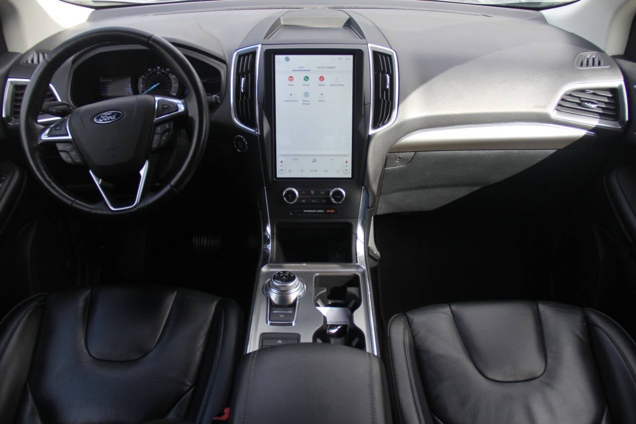 2022 Ford Edge Titanium AWD 4dr Crossover