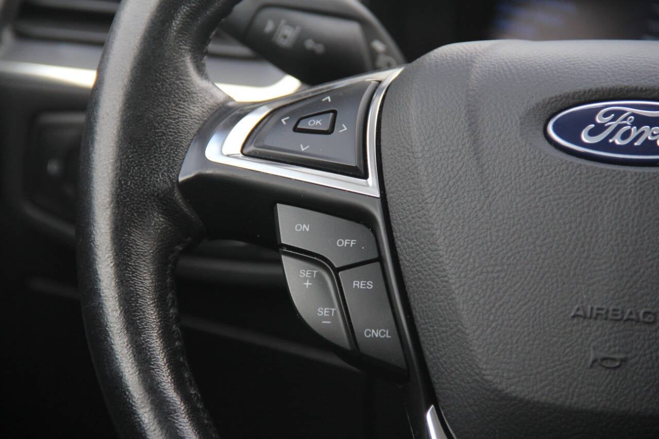 2022 Ford Edge Titanium AWD 4dr Crossover