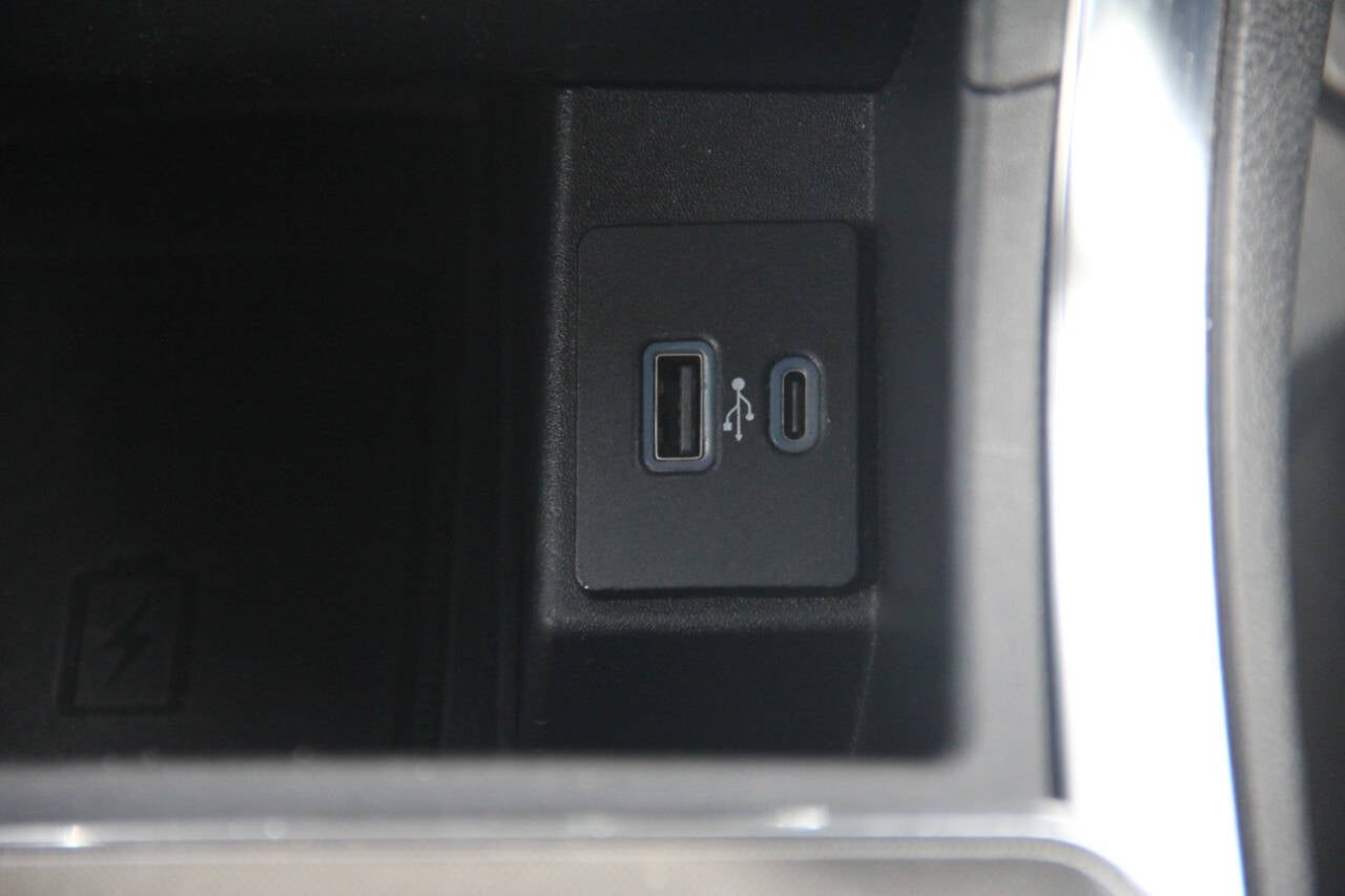 2022 Ford Edge Titanium AWD 4dr Crossover