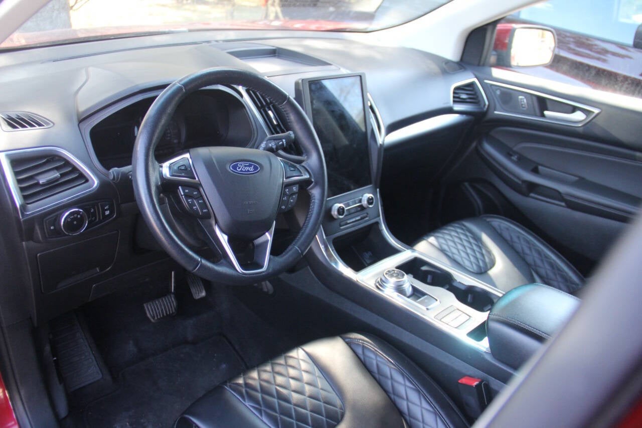 2024 Ford Edge Titanium AWD 4dr SUV