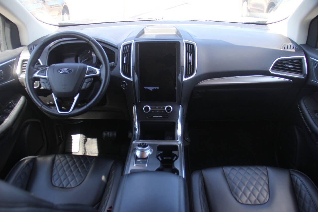 2024 Ford Edge Titanium AWD 4dr SUV