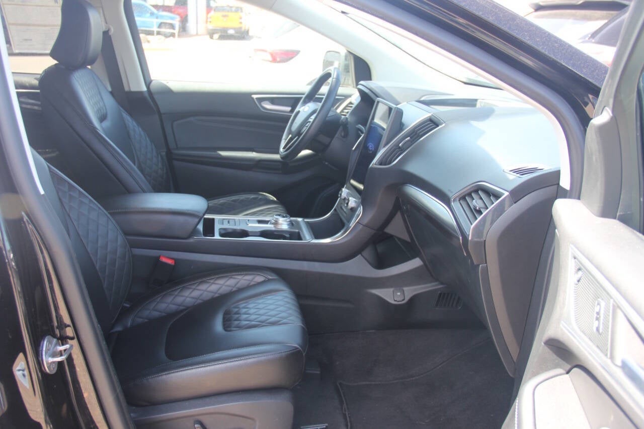 2024 Ford Edge Titanium AWD 4dr SUV