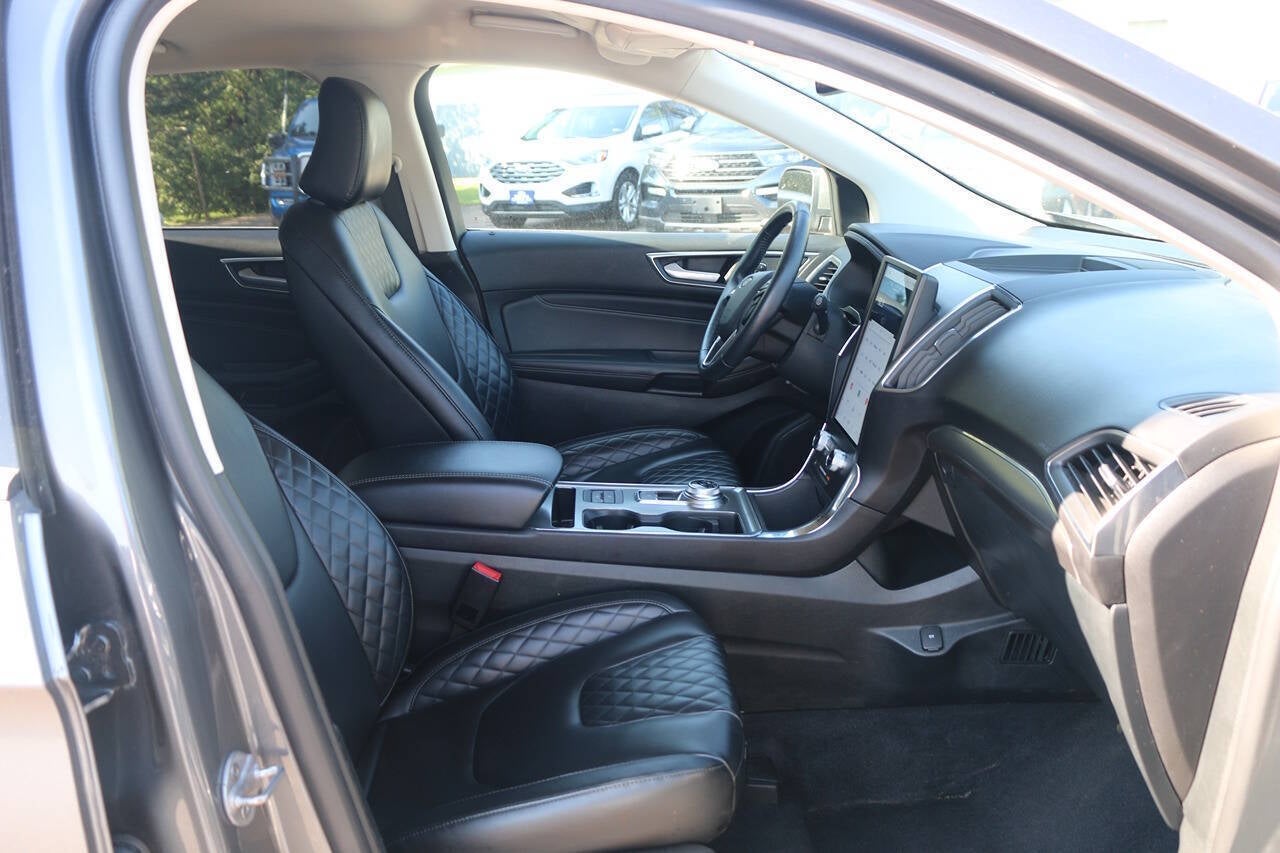 2024 Ford Edge Titanium AWD 4dr SUV