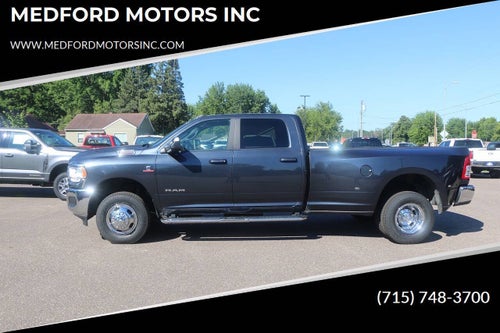 2022 RAM 3500 Big Horn 4x4 4dr Crew Cab 8 ft. LB DRW Pickup