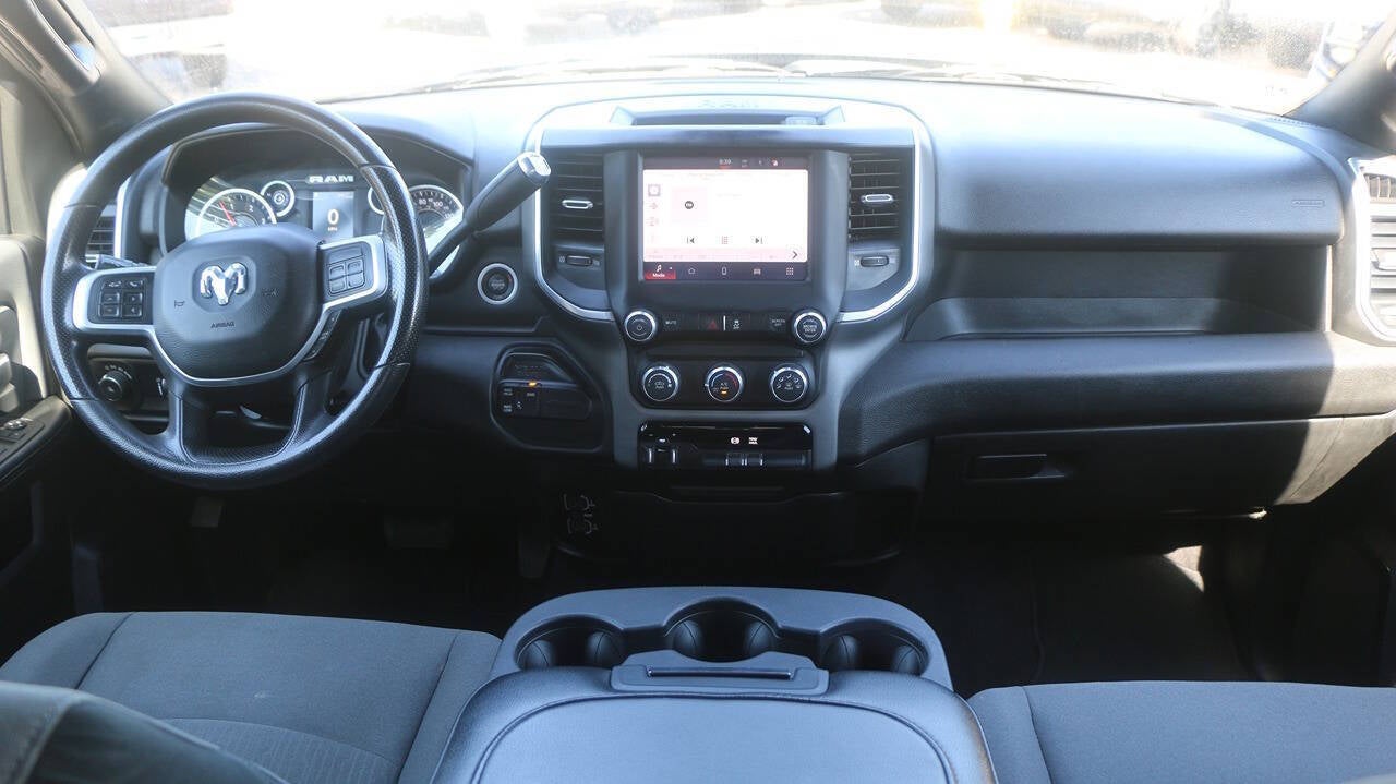 2022 RAM 3500 Big Horn 4x4 4dr Crew Cab 8 ft. LB DRW Pickup