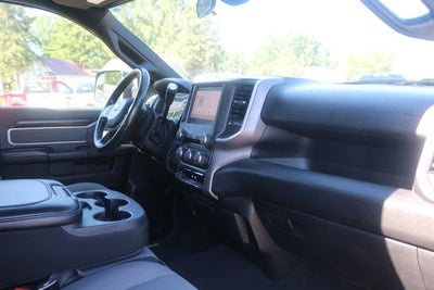 2022 RAM 3500 Big Horn 4x4 4dr Crew Cab 8 ft. LB DRW Pickup