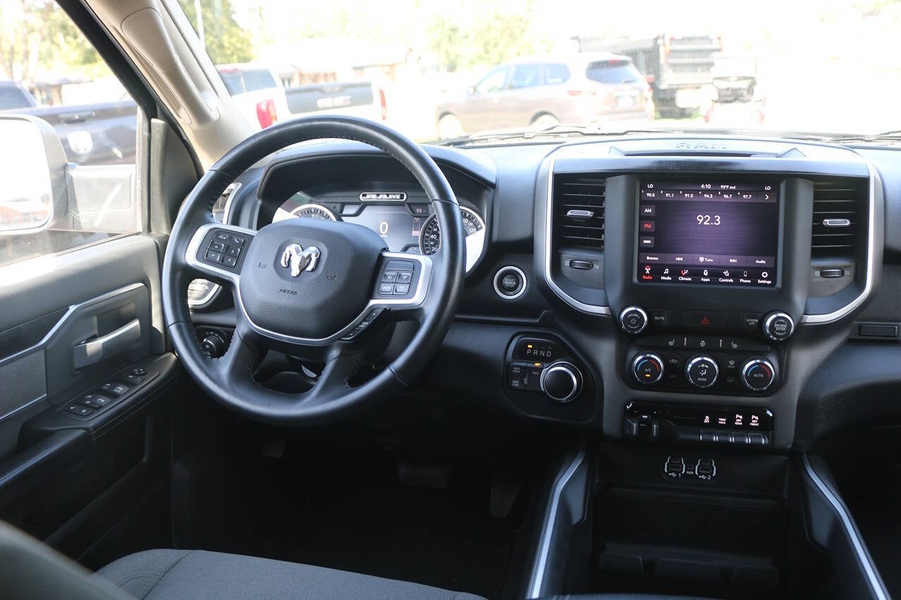 2019 RAM 2500 Big Horn 4x4 4dr Crew Cab 6.3 ft. SB Pickup