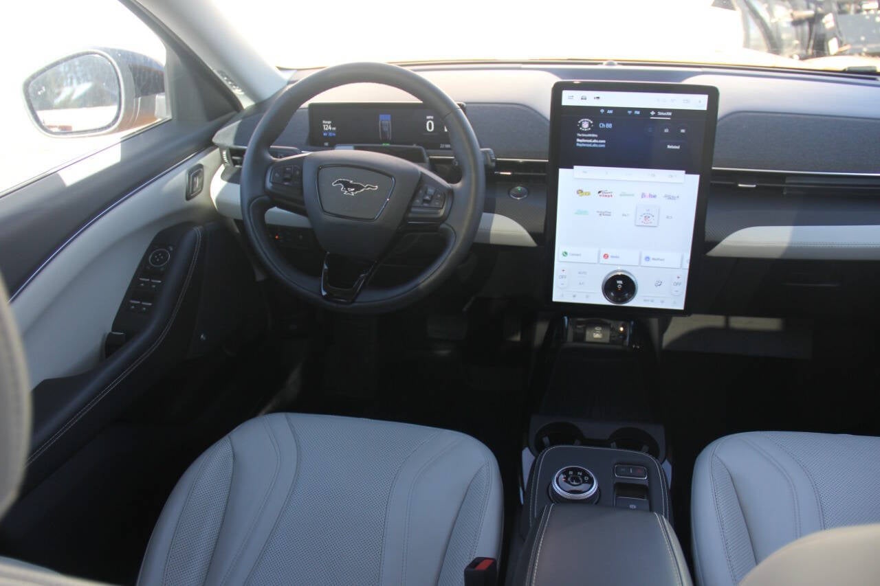 2022 Ford Mustang Mach-E Premium AWD 4dr SUV