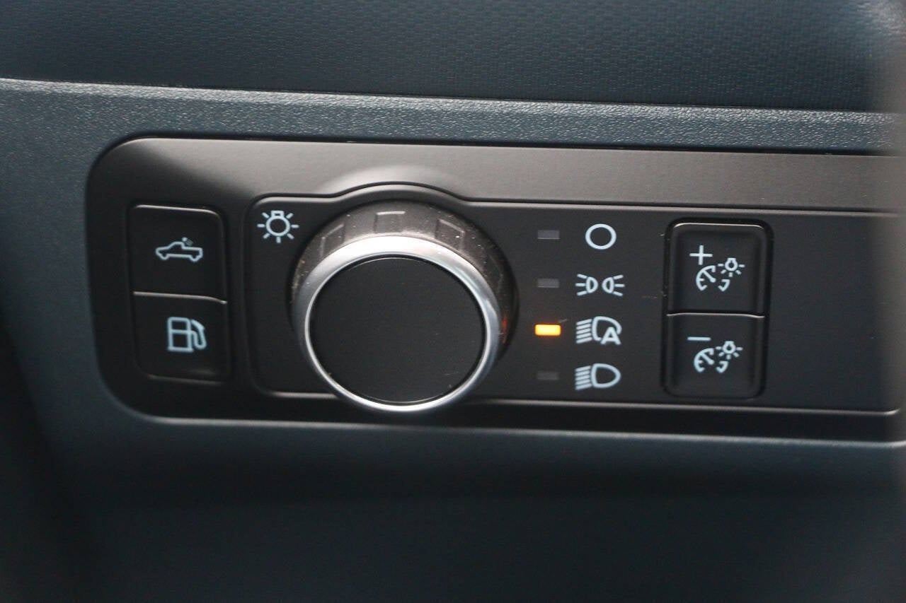 2025 Ford Maverick XL 4dr SuperCrew 4.5 ft. SB