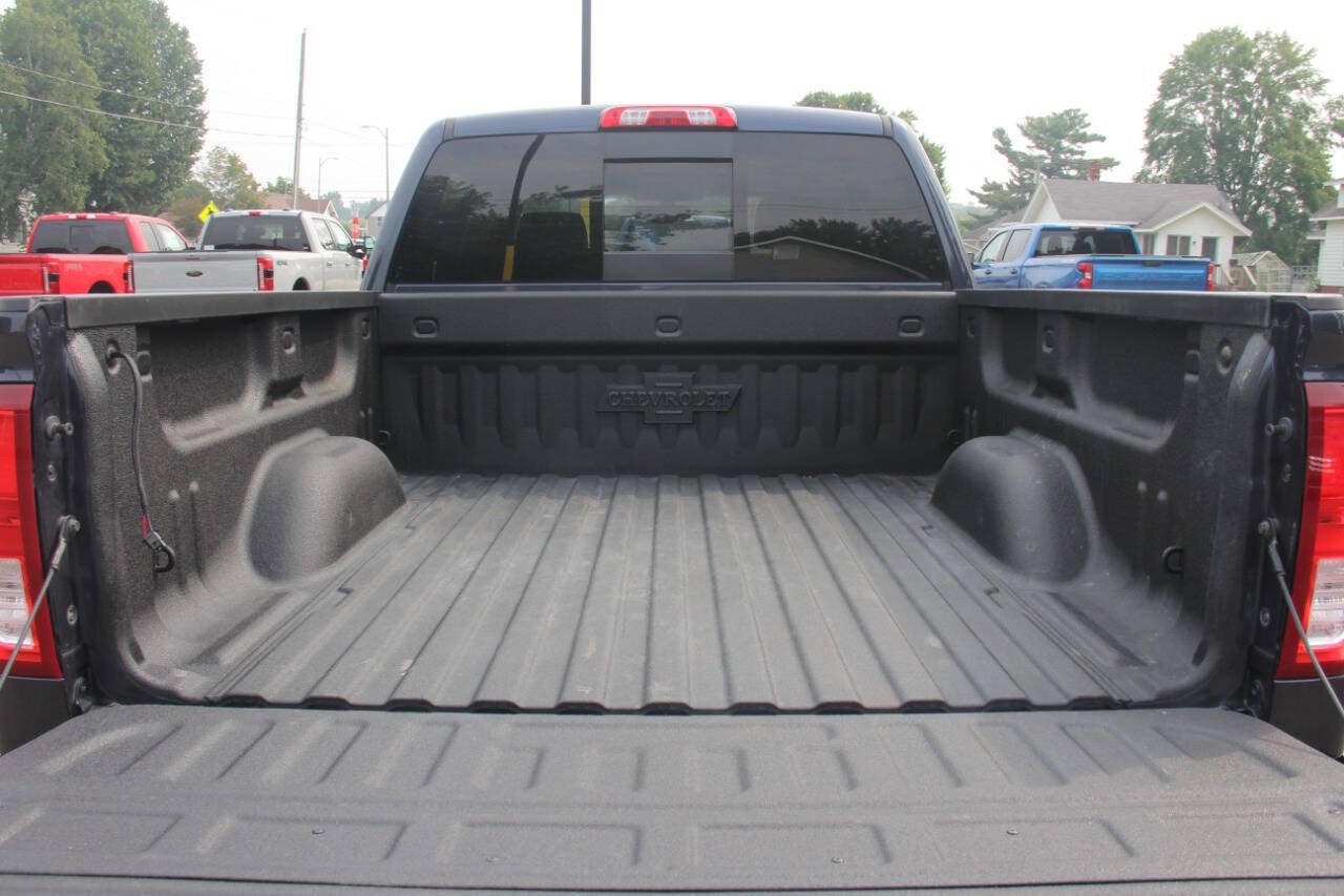 2018 Chevrolet Silverado 1500 LTZ Z71 4x4 4dr Crew Cab 5.8 ft. SB