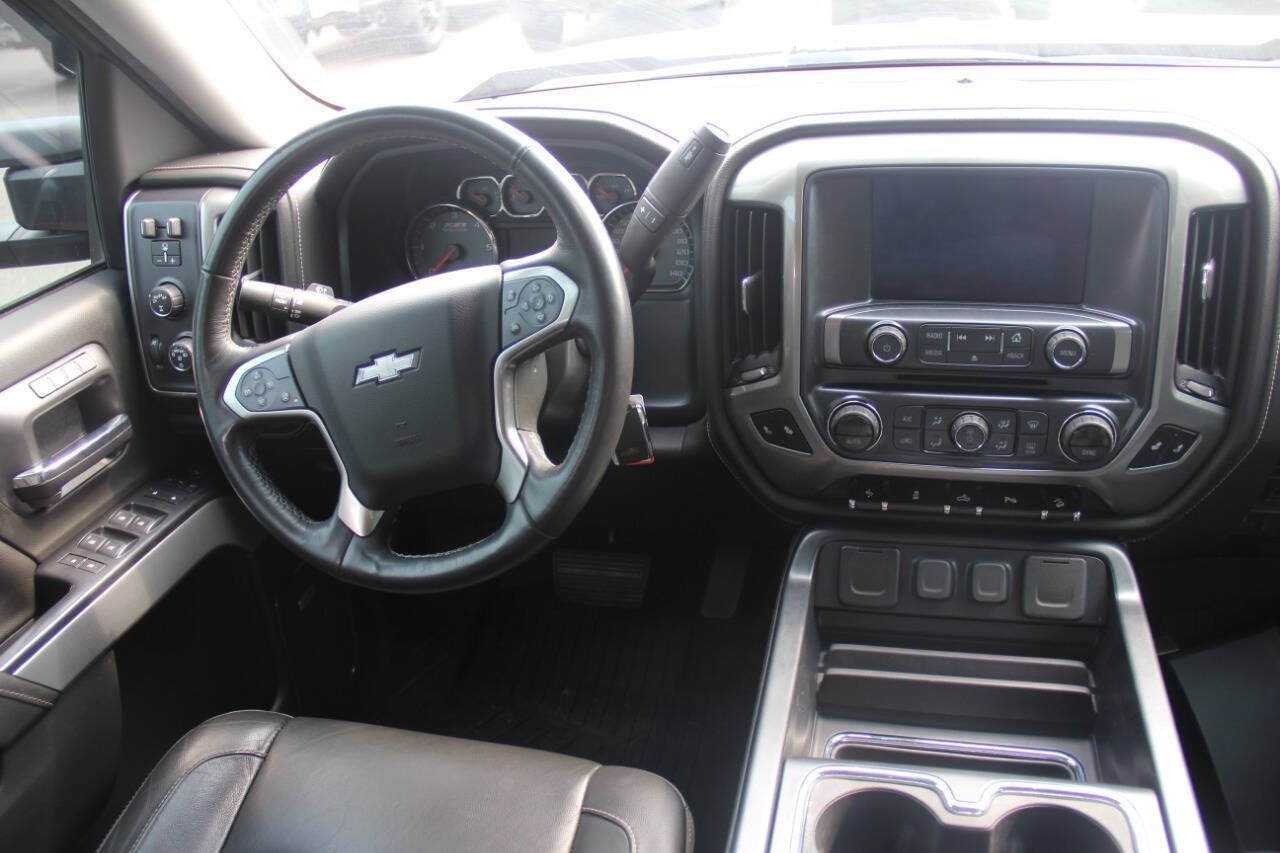 2018 Chevrolet Silverado 1500 LTZ Z71 4x4 4dr Crew Cab 5.8 ft. SB