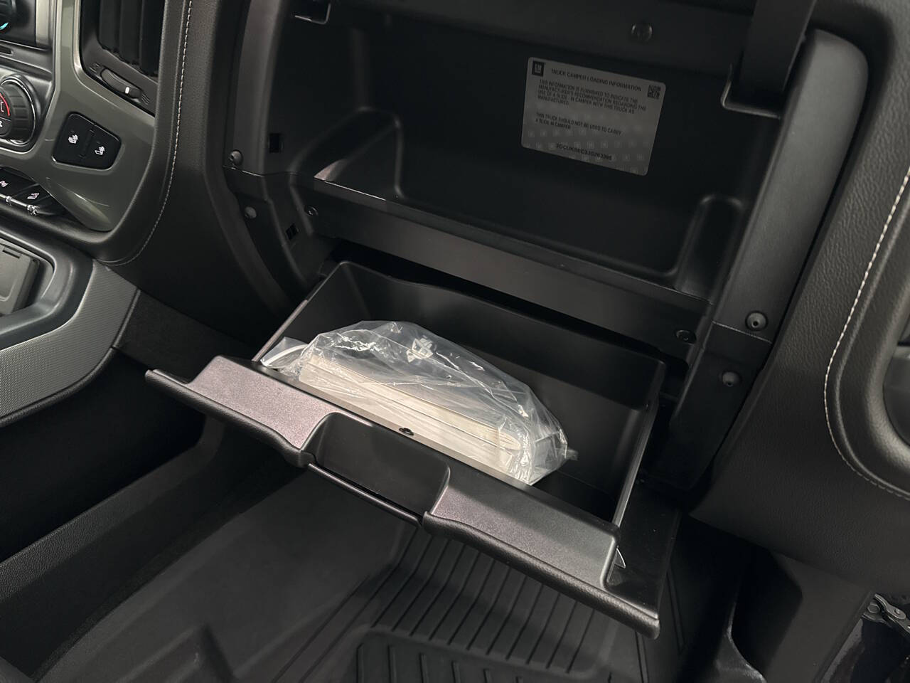 2018 Chevrolet Silverado 1500 LTZ Z71 4x4 4dr Crew Cab 5.8 ft. SB