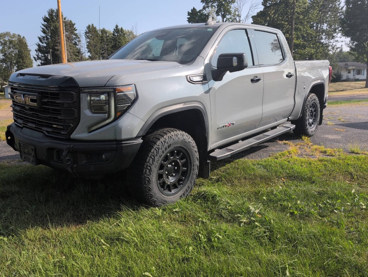 2024 GMC Sierra 1500 AT4X 4x4 4dr Crew Cab 5.8 ft. SB