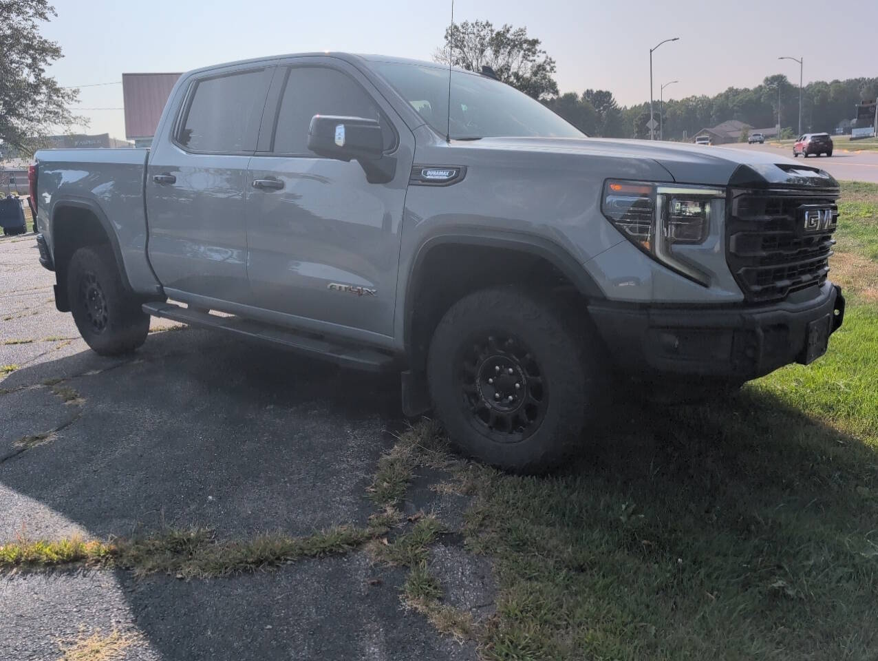 2024 GMC Sierra 1500 AT4X 4x4 4dr Crew Cab 5.8 ft. SB