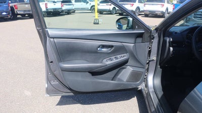 2024 Nissan Sentra SV 4dr Sedan