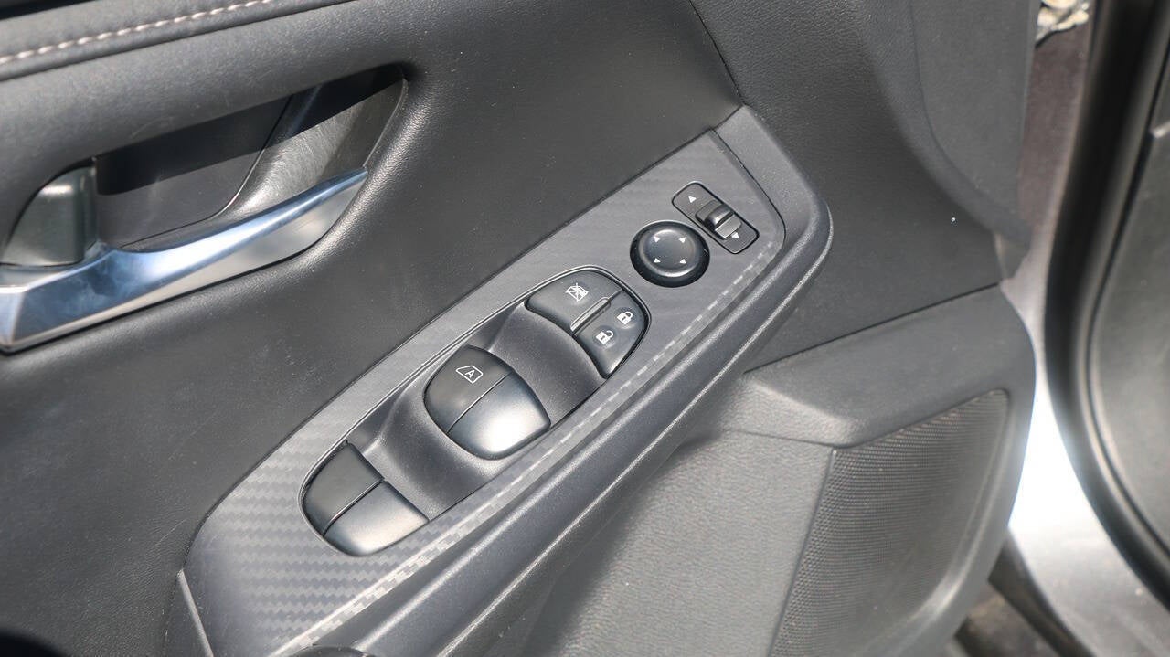 2024 Nissan Sentra SV 4dr Sedan
