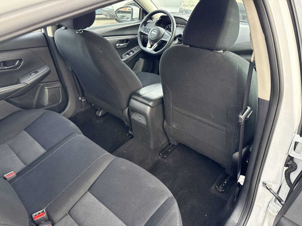 2024 Nissan Sentra SV 4dr Sedan