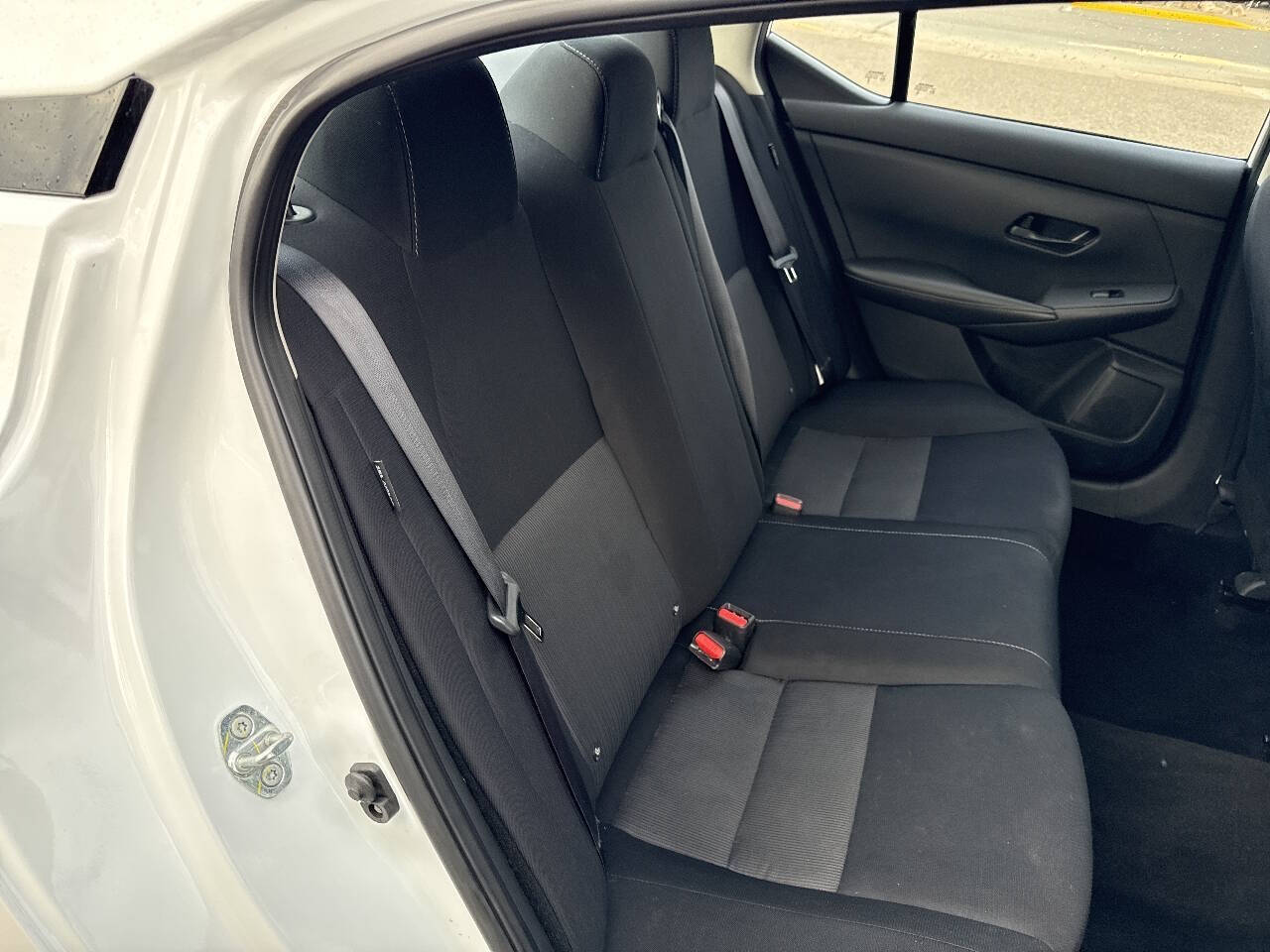 2024 Nissan Sentra SV 4dr Sedan