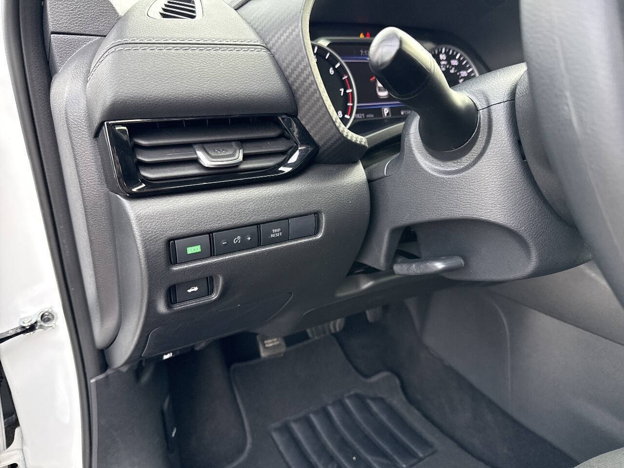 2024 Nissan Sentra SV 4dr Sedan