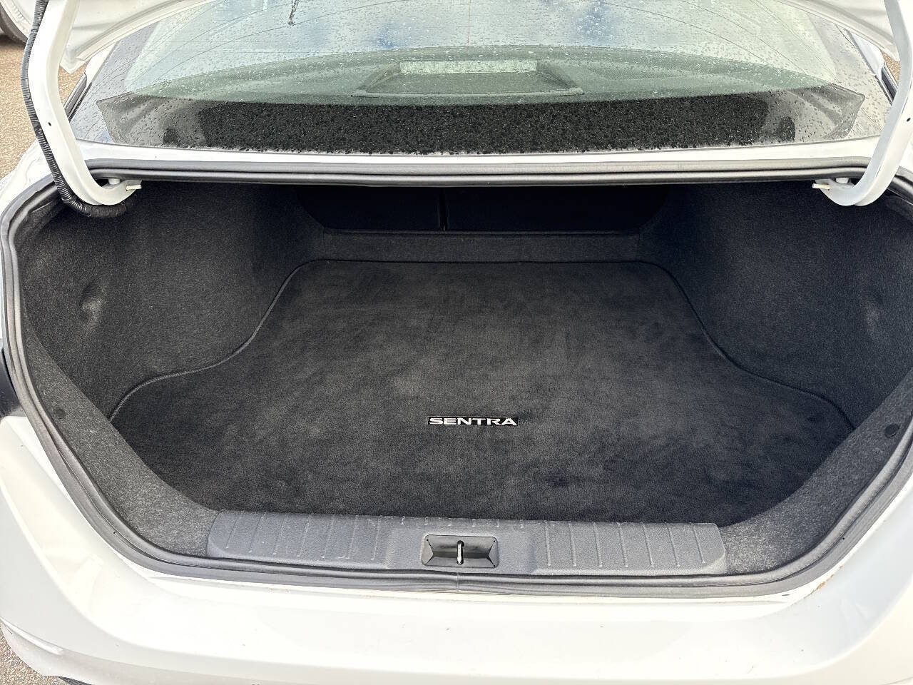 2024 Nissan Sentra SV 4dr Sedan
