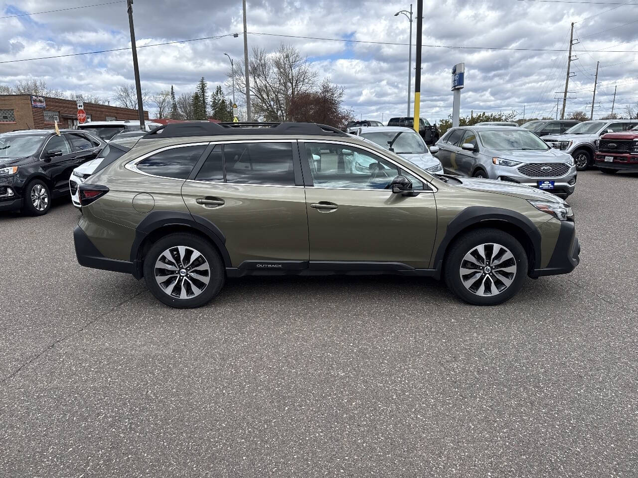 2023 Subaru Outback Limited AWD 4dr Crossover