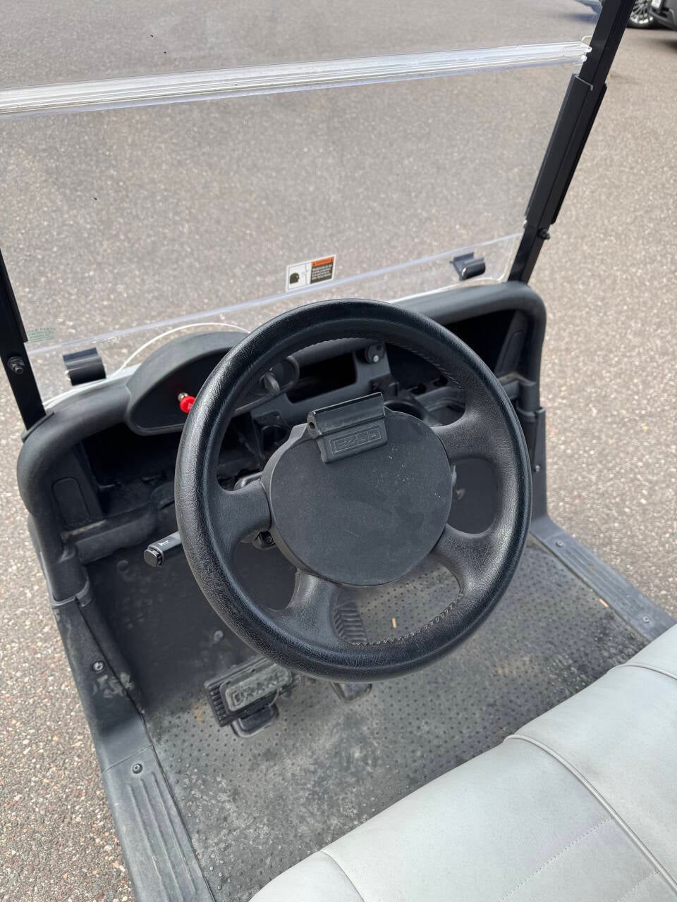 2020 E-Z-GO RXV Elite