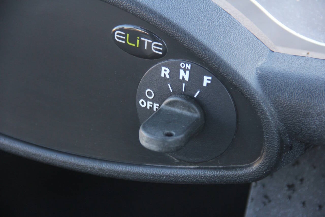 2020 E-Z-GO RXV ELiTE Base