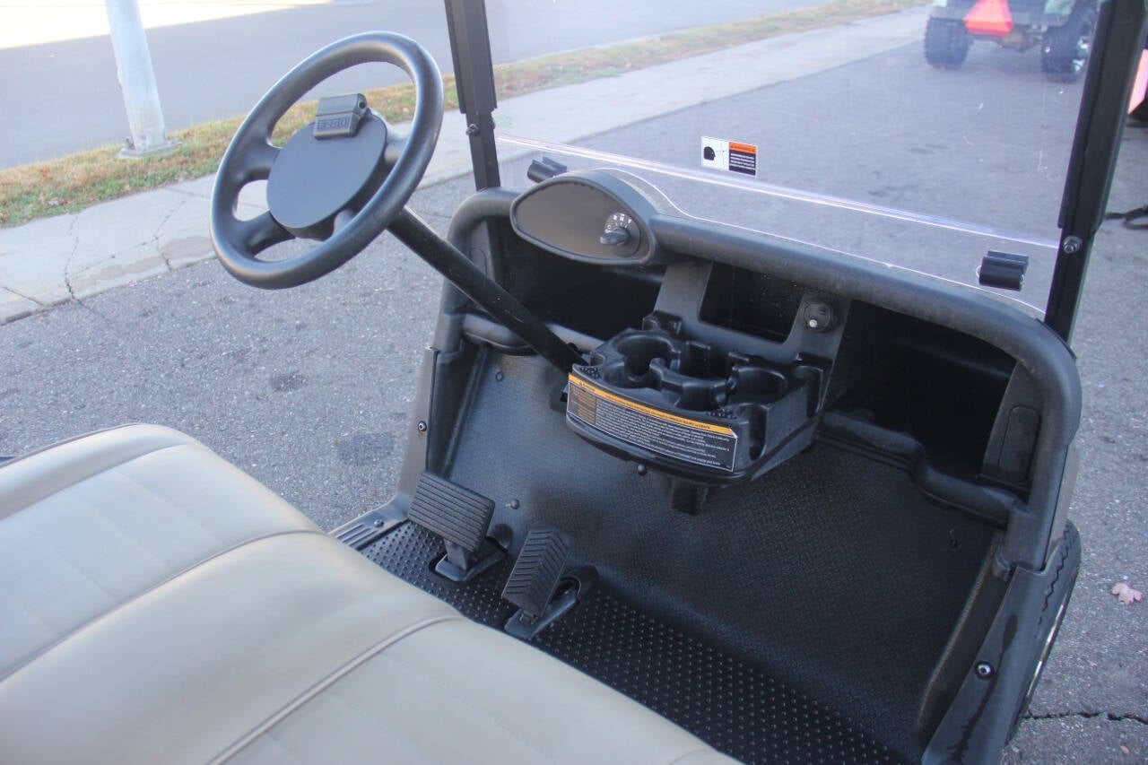 2020 E-Z-GO RXV ELiTE Base