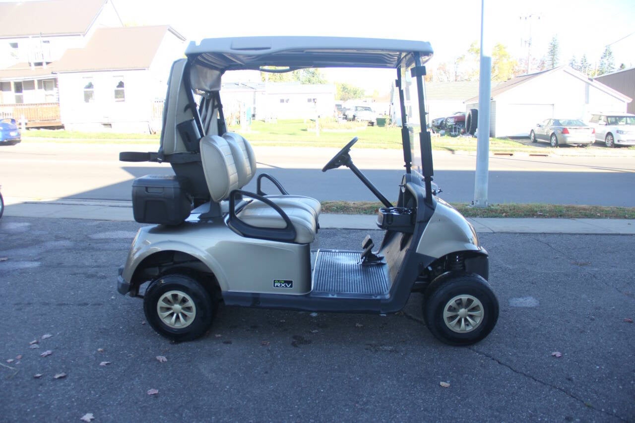 2020 E-Z-GO RXV ELiTE Base