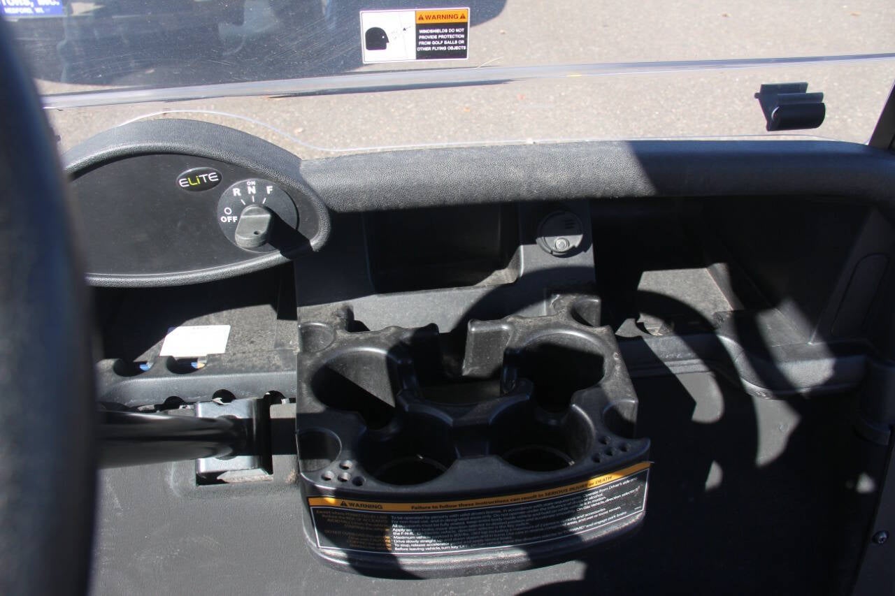 2020 E-Z-GO RXV ELiTE Base