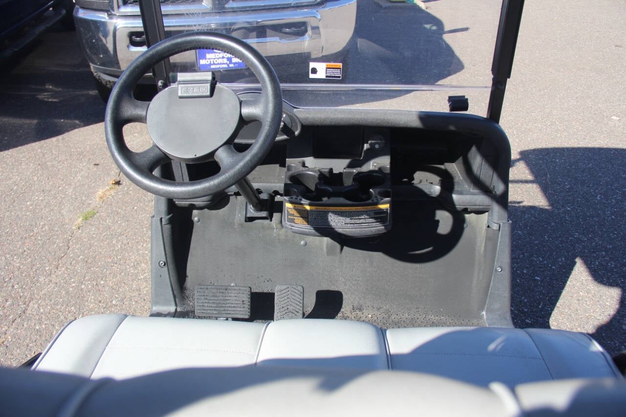 2020 E-Z-GO RXV ELiTE Base