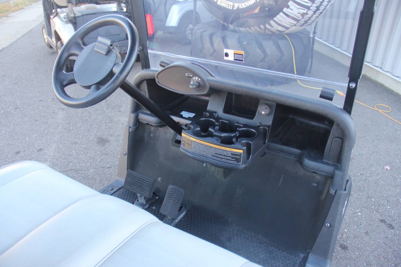 2020 E-Z-GO RXV ELiTE Base