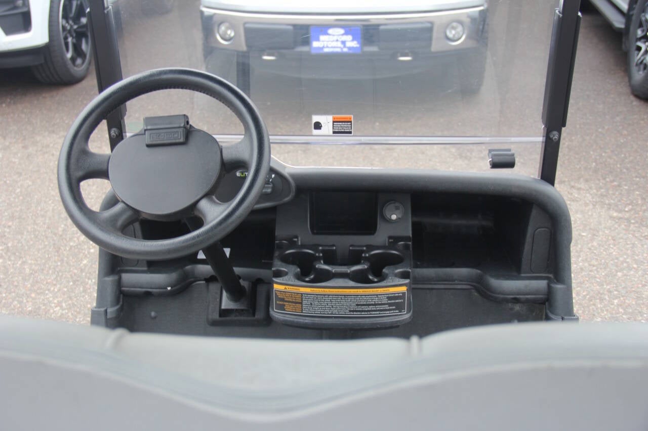 2020 E-Z-GO RXV Elite