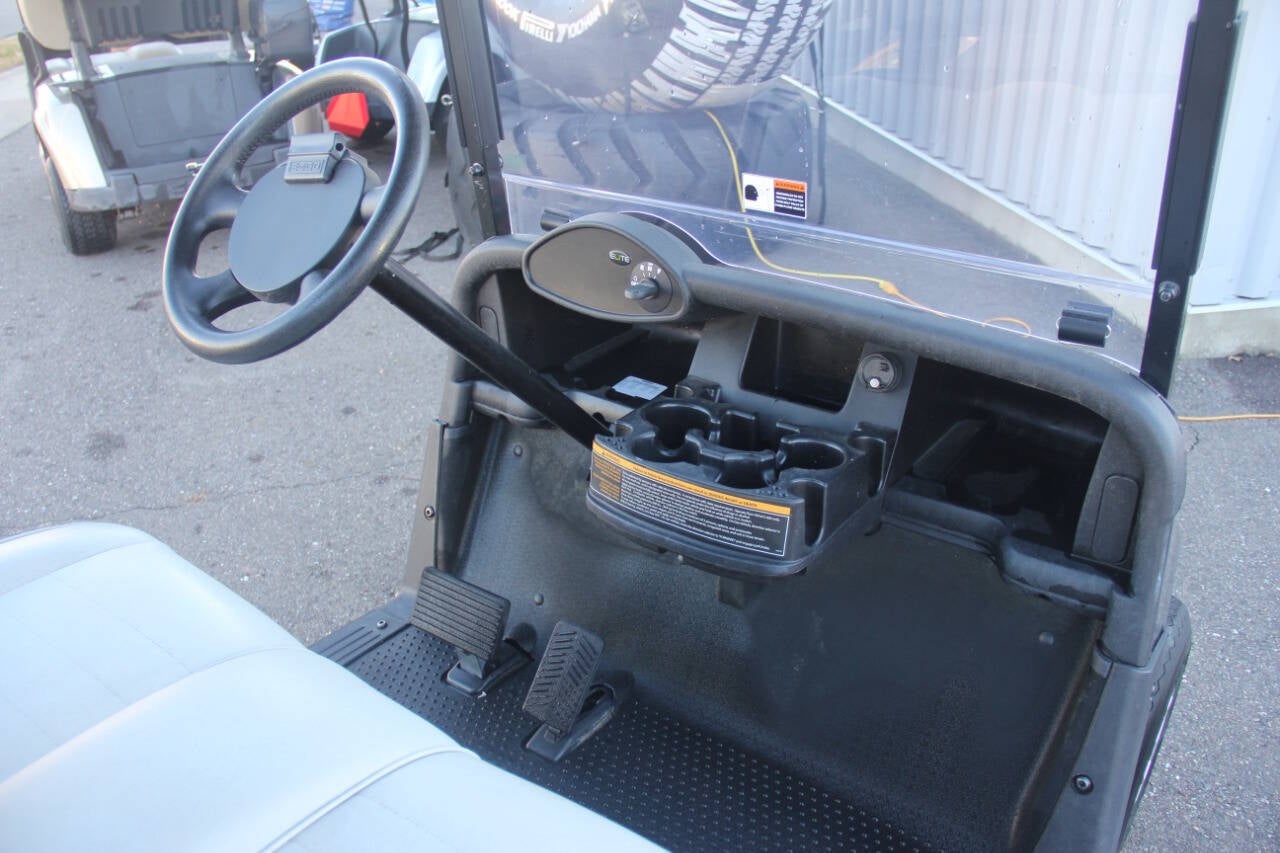 2020 E-Z-GO RXV ELiTE Base