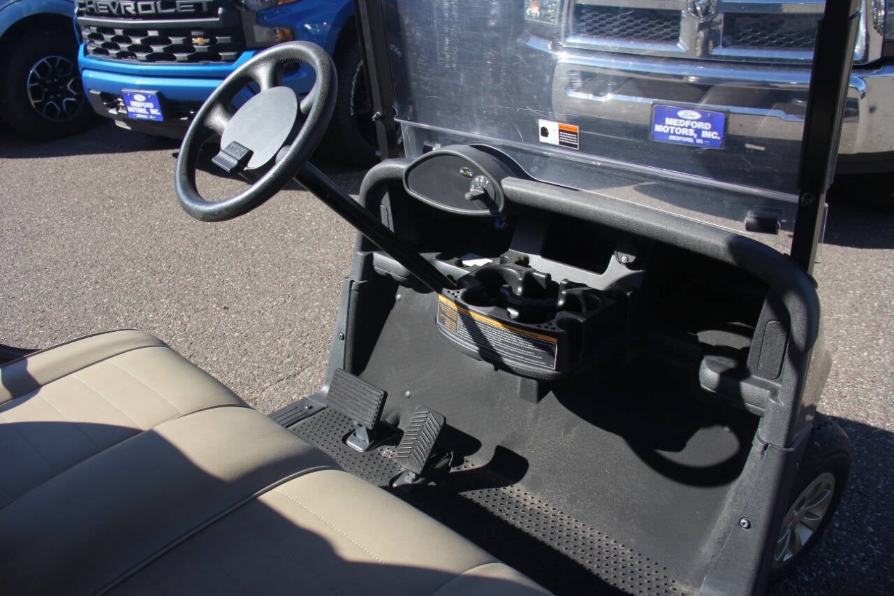 2020 E-Z-GO RXV ELiTE Base