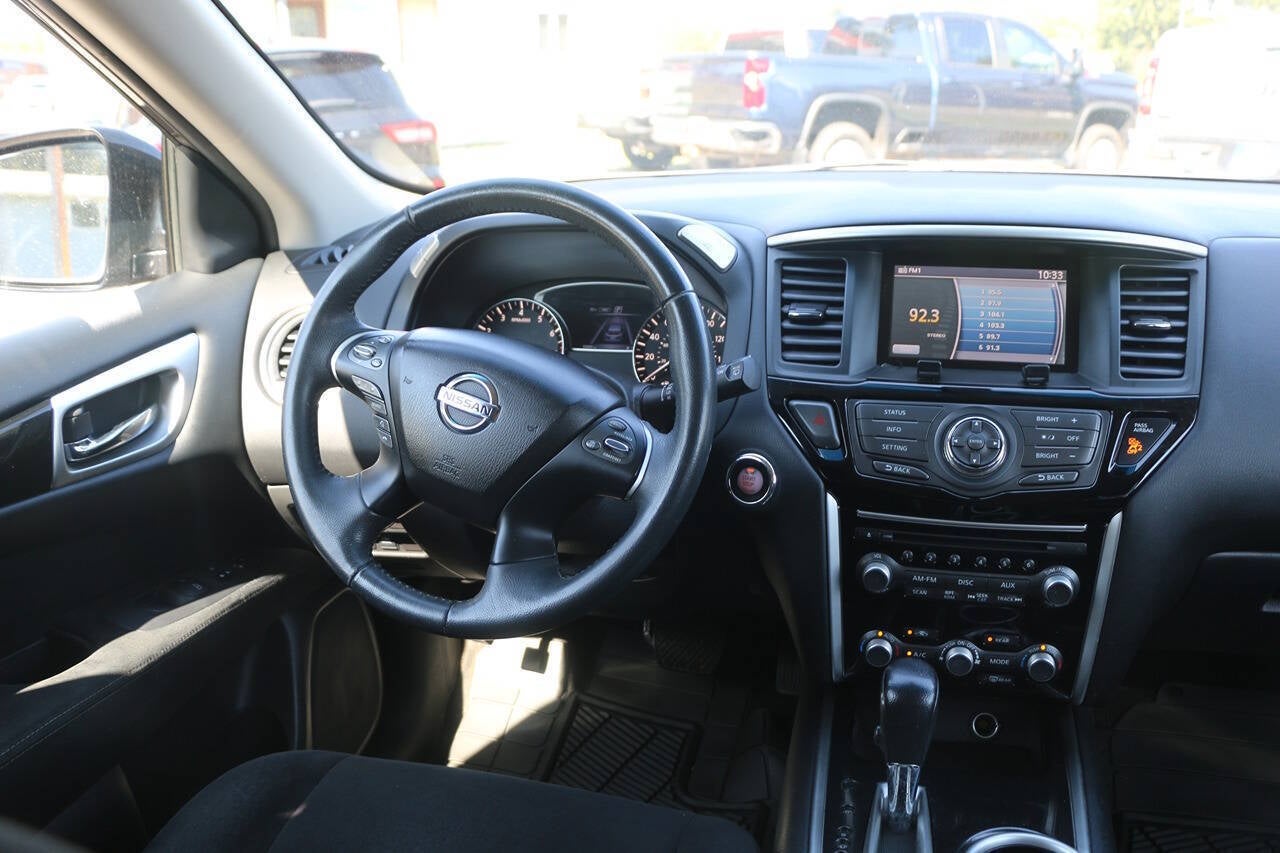 2016 Nissan Pathfinder S 4x4 4dr SUV