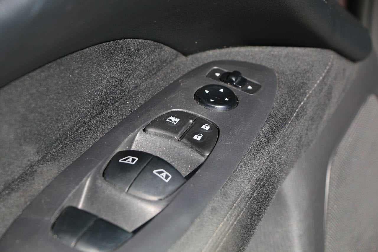 2016 Nissan Pathfinder S 4x4 4dr SUV
