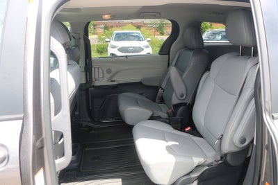 2023 Toyota Sienna XLE 7 Passenger AWD 4dr Mini Van
