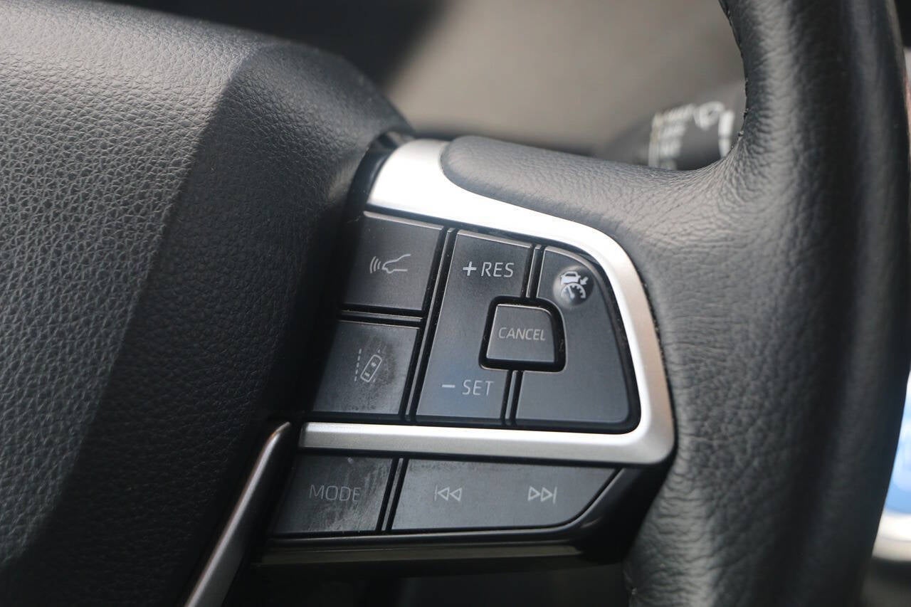 2023 Toyota Sienna XLE 7 Passenger AWD 4dr Mini Van