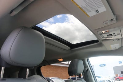 2023 Toyota Sienna XLE 7 Passenger AWD 4dr Mini Van