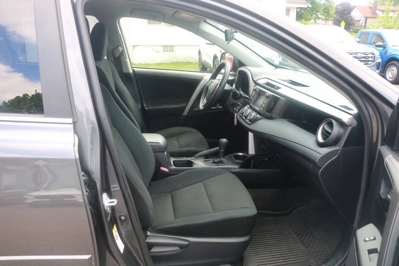 2016 Toyota RAV4 LE AWD 4dr SUV