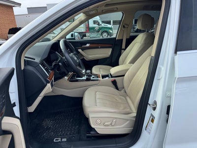 2022 Audi Q5 quattro S line Prem Plus 45 TFSI AWD Premium 4dr SUV