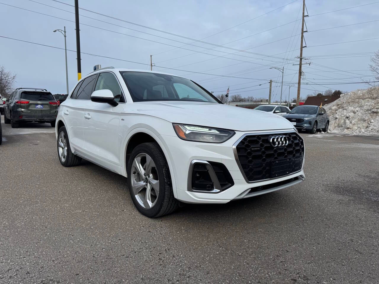 2022 Audi Q5 quattro S line Prem Plus 45 TFSI AWD Premium 4dr SUV