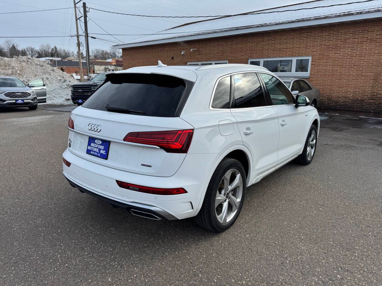 2022 Audi Q5 quattro S line Prem Plus 45 TFSI AWD Premium 4dr SUV