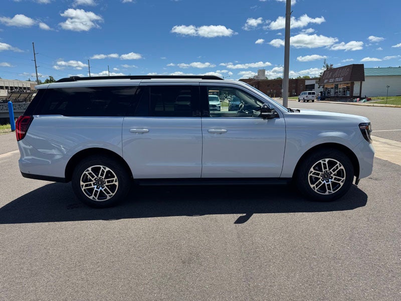 Ford Expedition | Medford Motors, Inc. in Medford WI
