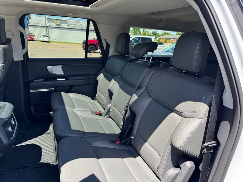 Ford Expedition | Medford Motors, Inc. in Medford WI