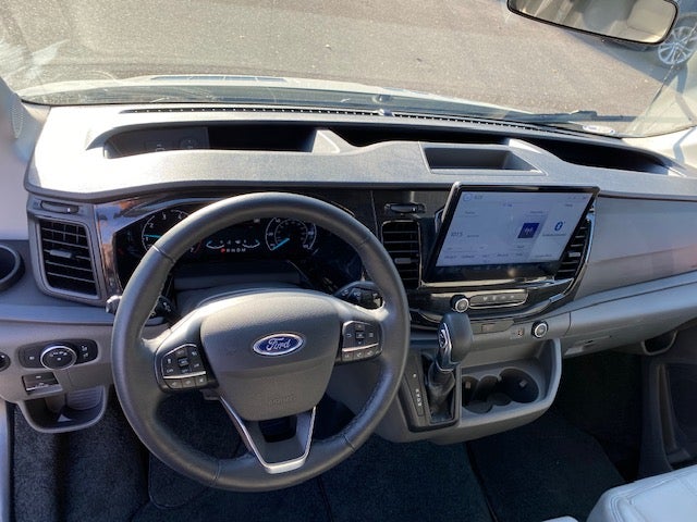 9 Passenger Luxury Explorer (AWD) | Medford Motors, Inc. in Medford WI