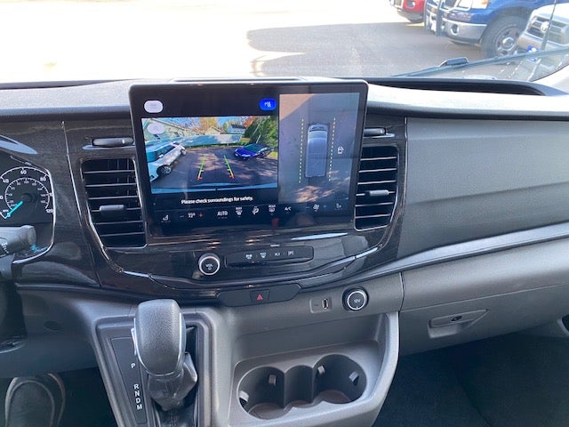 9 Passenger Luxury Explorer (AWD) | Medford Motors, Inc. in Medford WI